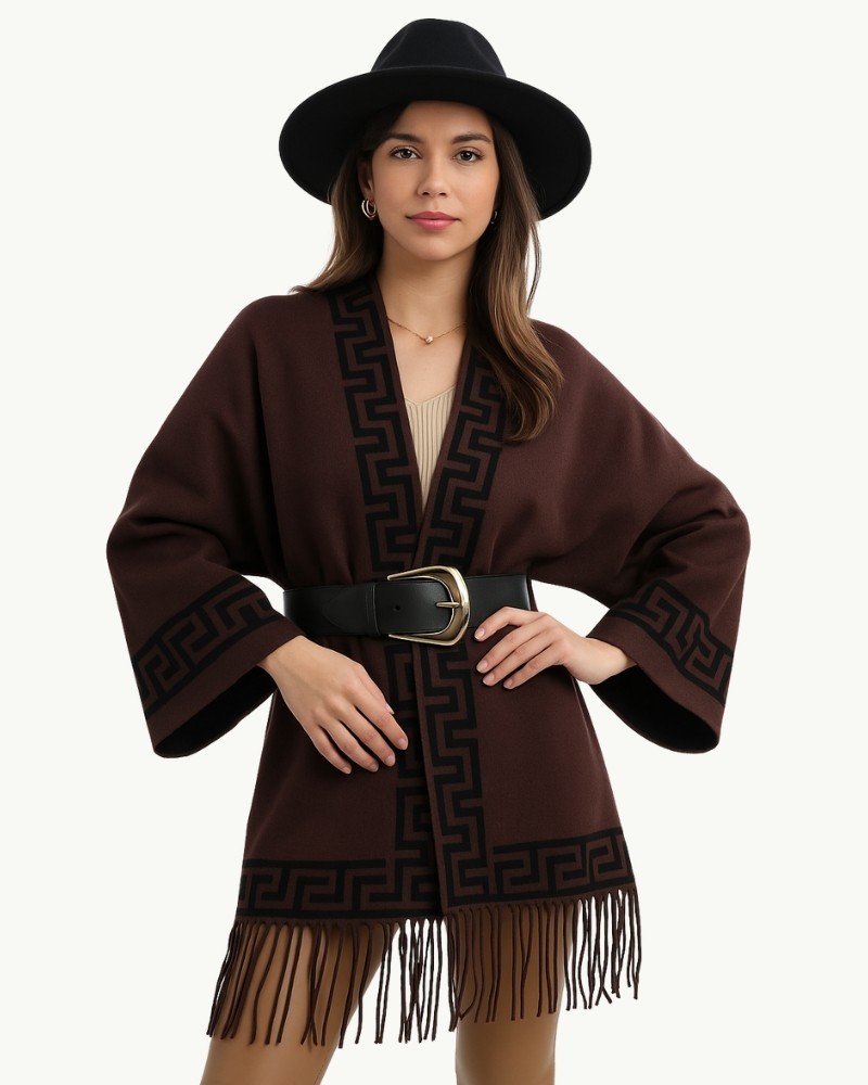 Poncho marrón con diseño griego y flecos | Estilo boho-chic | EMM Shop