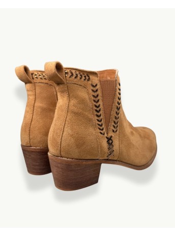 Botín Cuero Suede Mujer – Tacón de Madera
